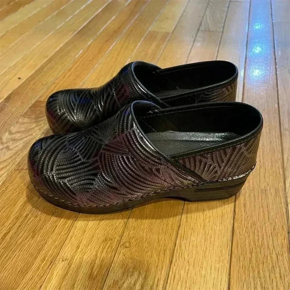 Dansko Pro XP Unisex Clogs Brown/silver Patent Leather Size 39 Workwear - Picture 4 of 8